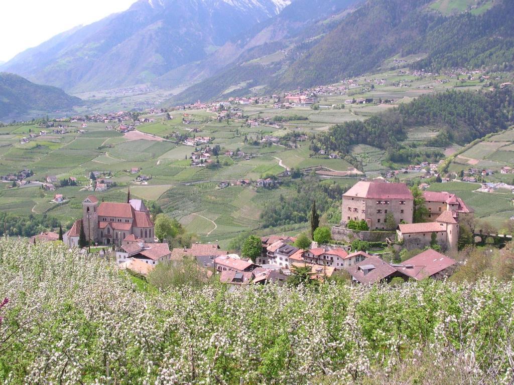 Pension Laurin Schenna Exterior photo