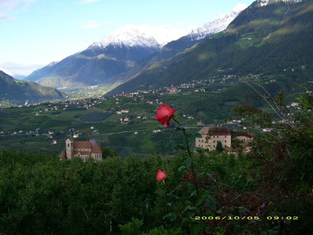 Pension Laurin Schenna Exterior photo