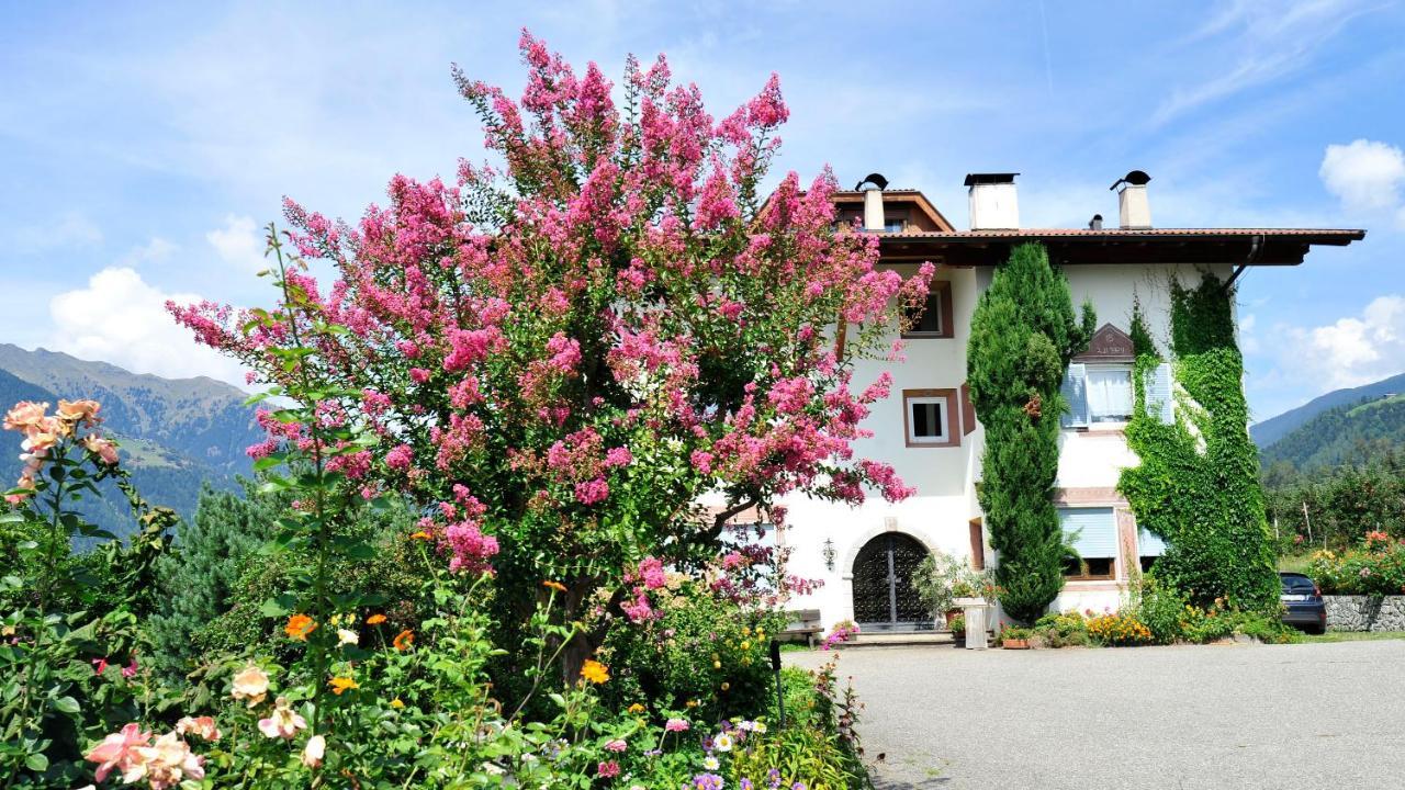 Pension Laurin Schenna Exterior photo